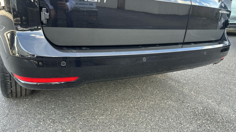 Ford Transit Connect 240 L2 Diesel 2.0 EcoBlue 122ps Limited Van Auto